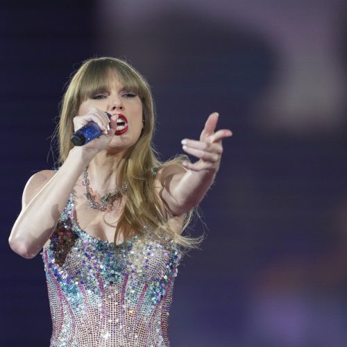 taylor swift starts epic journey from tokyo to the super bowl
