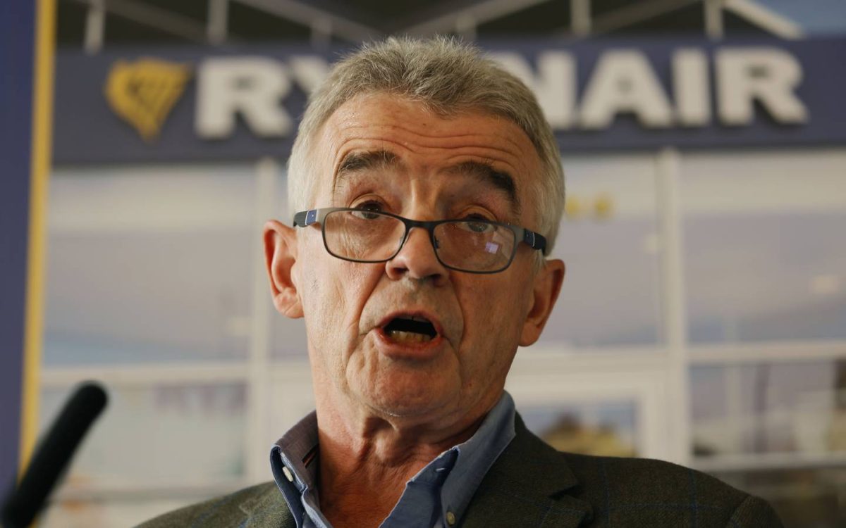 Airport war-of-words between Michael O’Leary and Eamon Ryan deepens